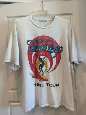 Unisex | Daydreamer The Beach Boys 1983 Tour Graphic Tee